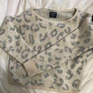 Abercrombie wide neck sweater, cheetah print